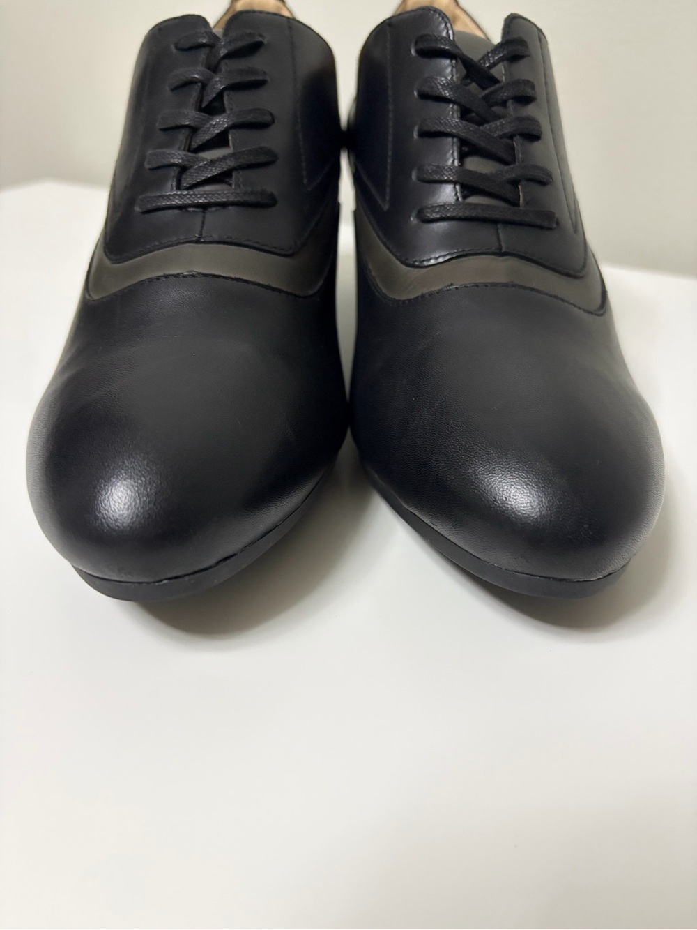 Goodomien Women’s Black & Grey Leather Oxford Chunky Heel Pumps Size 40 / US 9 - Picture 10 of 15